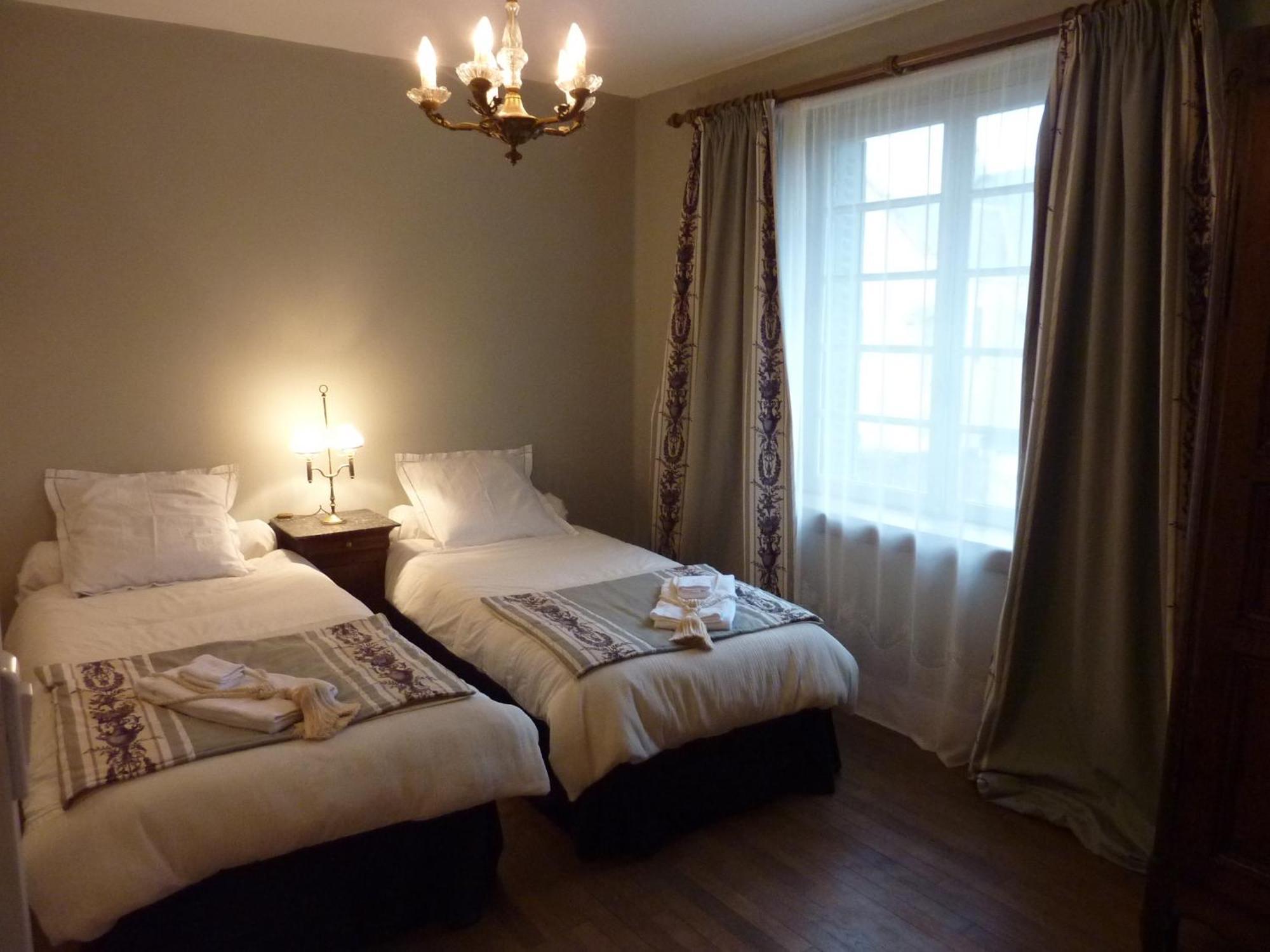Le Logis Alexandra Bnb La Trimouille Esterno foto
