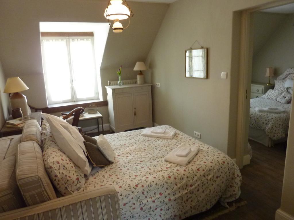 Le Logis Alexandra Bnb La Trimouille Esterno foto