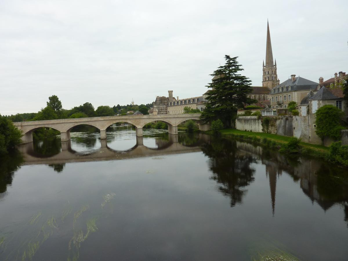 Le Logis Alexandra Bnb La Trimouille Esterno foto